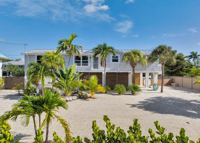 Property at 22915 Bluegill Ln, Cudjoe Key, FL 33042, 3 beds, 2 baths