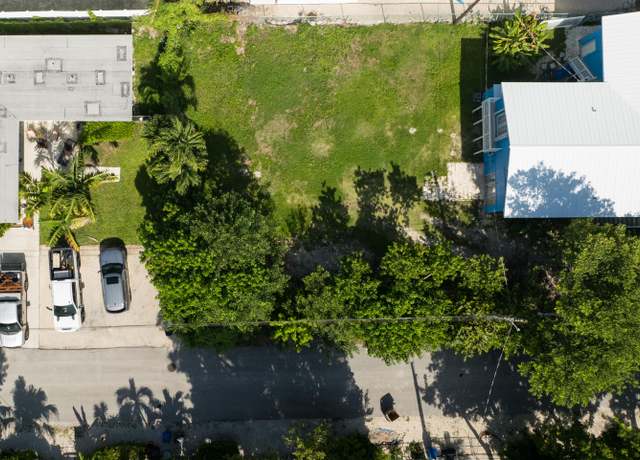 Property at 974 Oleander Rd, Key Largo, FL 33037