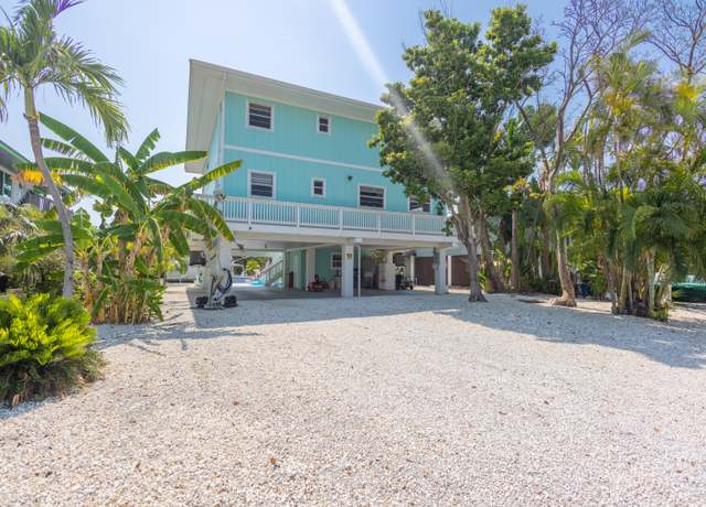 Property at 165 Cutlass Ln, Cudjoe Key, FL 33042, 4 beds, 3 baths