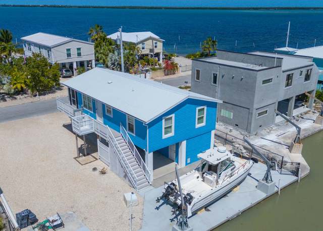 Property at 31480 Avenue G, Big Pine Key, FL 33043, 2 beds, 2 baths