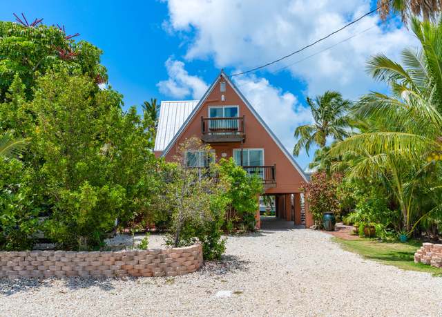 Property at 22852 John Silver Ln, Cudjoe Key, FL 33042, 2 beds, 2 baths