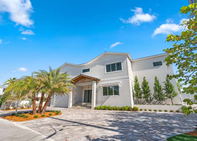 Property at 194 Buttonwood Ln, Lower Matecumbe, FL 33036, 6 beds, 7 baths