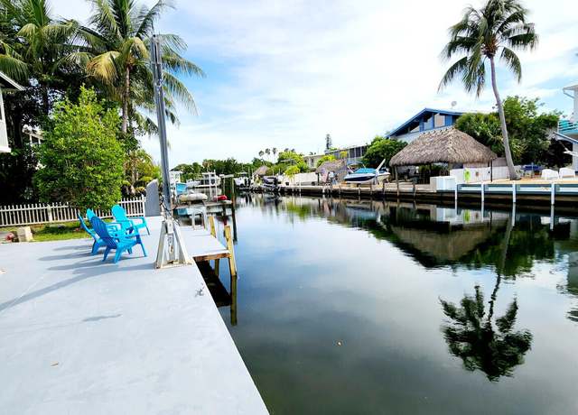 Property at 135 Tequesta St, Plantation Key, FL 33070, 2 beds, 2 baths