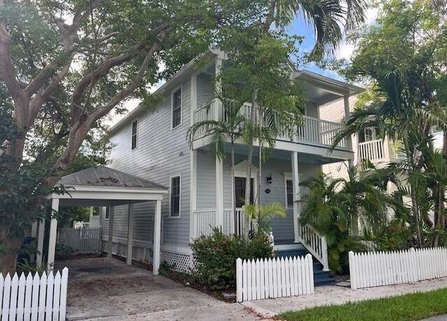 Property at 263 Golf Club Dr, Key West, FL 33040, 3 beds, 2.5 baths