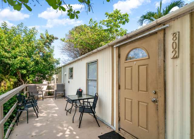 Property at 802 Largo Rd, Key Largo, FL 33037, 2 beds, 2 baths