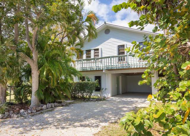 Property at 3714 Pine St, Big Pine Key, FL 33043, 2 beds, 2 baths
