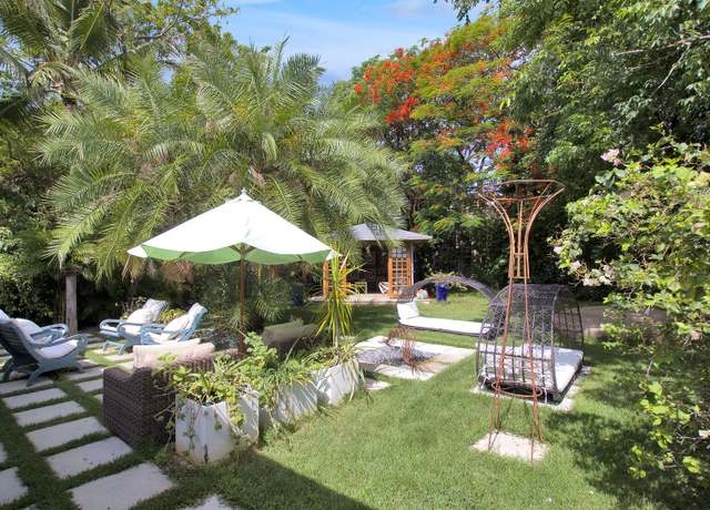 Property at 128 E Ridge Rd, Plantation Key, FL 33036, 3 beds, 2 baths