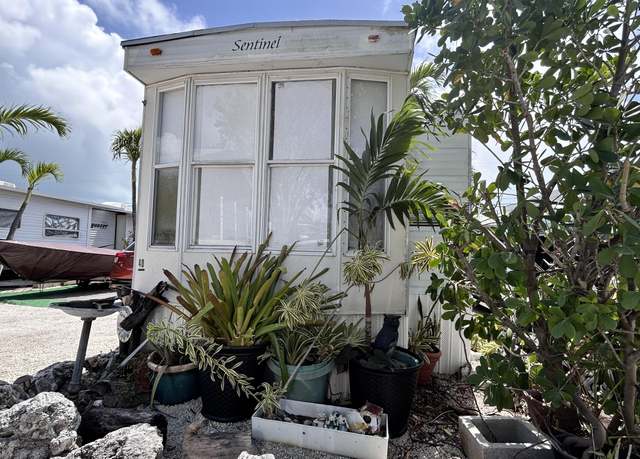 Property at 325 Calusa St #40, Key Largo, FL 33037, 2 beds, 1 bath