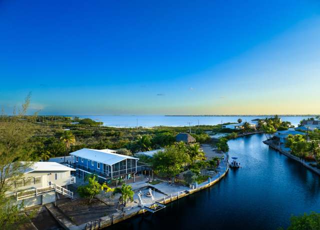 Property at 29737 Newfound Blvd, Big Pine Key, FL 33043, 3 beds, 2 baths