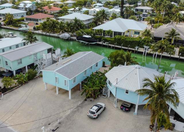 Property at 325 N Anglers Dr, Marathon, FL 33050, 3 beds, 2 baths