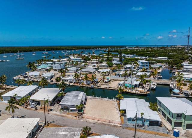 Property at 735 26Th St, Marathon, FL 33050