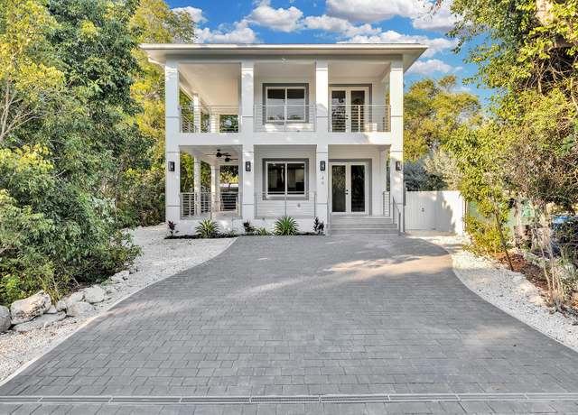 Property at 46 Transylvania Ave, Key Largo, FL 33037, 3 beds, 3.5 baths