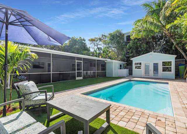 Property at 131 Ocean Ln, Upper Matecumbe Key Islamorada, FL 33036, 3 beds, 3 baths