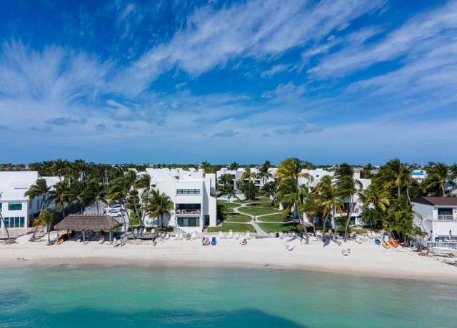 Property at 601 W Ocean Dr #410, Key Colony, FL 33051, 2 beds, 2.5 baths