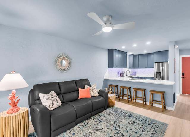 Property at 109 Avenue D #305, Marathon, FL 33050, 1 bed, 1.5 baths