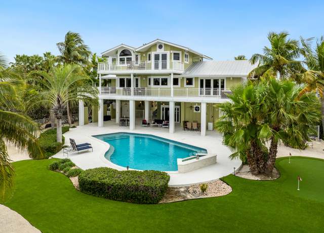 Property at 51 Mutiny Pl, Key Largo, FL 33037, 5 beds, 4 baths