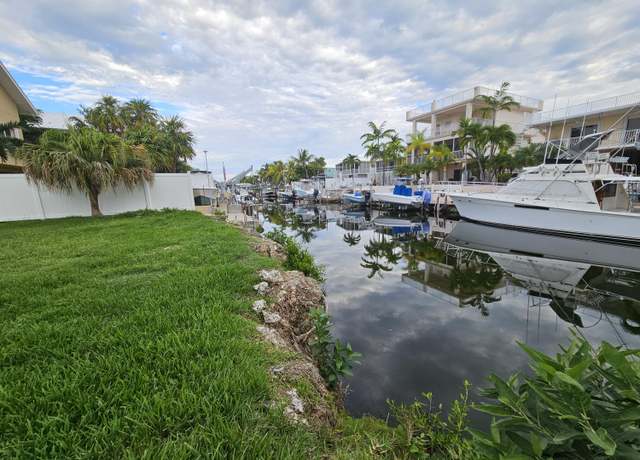 Property at 313 Woods Ave, Plantation Key, FL 33070