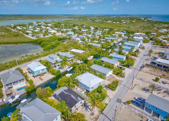 Property at 538 Powell Ave, Little Torch Key, FL 33042, 2 beds, 1.5 baths