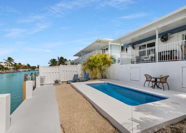 Property at 411 8Th St, Key Colony, FL 33051, 2 beds, 2 baths