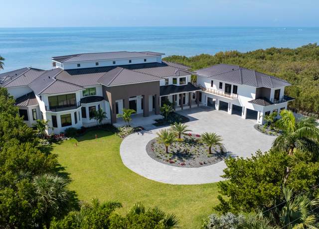 Property at 2405 Coco Plum Dr, Marathon, FL 33050, 9 beds, 9.5 baths