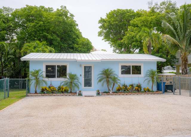 Property at 768 Musa Dr, Key Largo, FL 33037, 3 beds, 1 bath