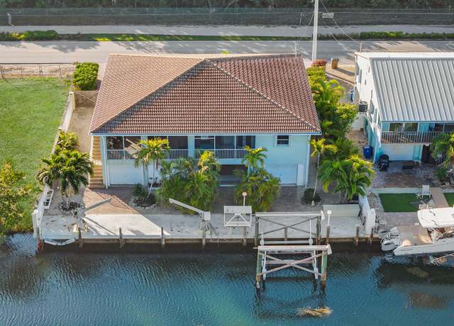 Property at 9960 Aviation Blvd, Marathon, FL 33050, 3 beds, 2.5 baths