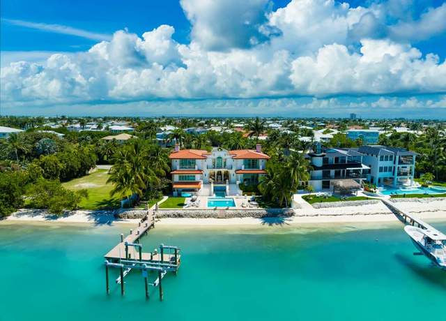 Property at 205 15Th Cir, Key Colony, FL 33051, 4 beds, 4.5 baths
