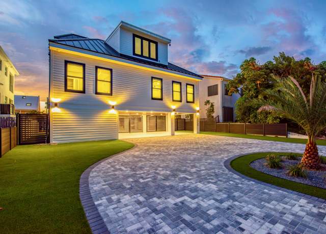 Property at 3 Evergreen Ave, Key Haven, FL 33040, 4 beds, 4 baths