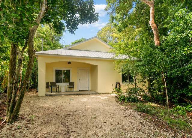 Property at 13 Bonita Ave, Key Largo, FL 33037, 3 beds, 2 baths