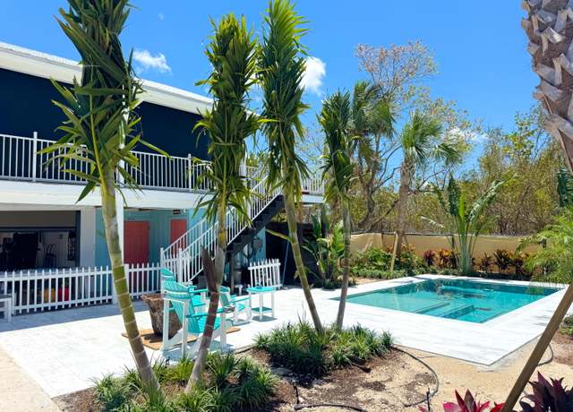 Property at 3746 Park Ave, Big Pine Key, FL 33043, 2 beds, 2 baths