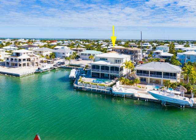 Property at 974 Flagship Dr, Summerland Key, FL 33042, 4 beds, 3.5 baths