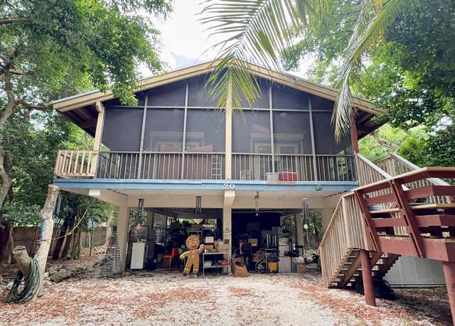 Property at 20 Park Rd, Upper Matecumbe Key Islamorada, FL 33036, 2 beds, 2 baths
