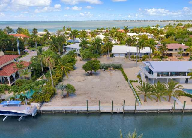 Property at 180 12Th St, Key Colony, FL 33051