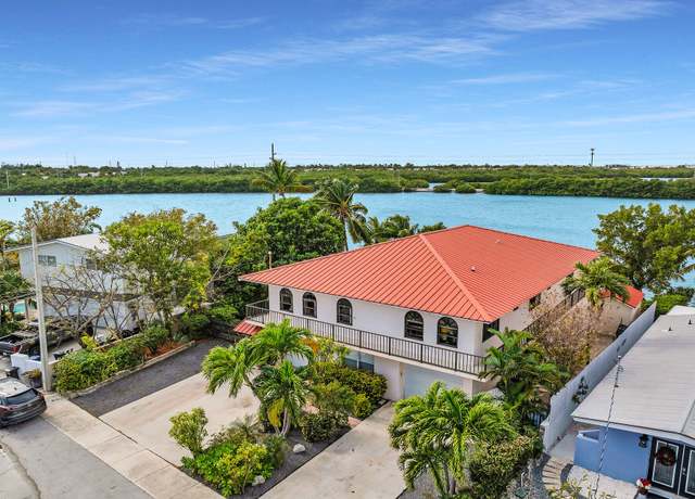 Property at 117 Key Haven Rd, Key Haven, FL 33040, 3 beds, 2 baths