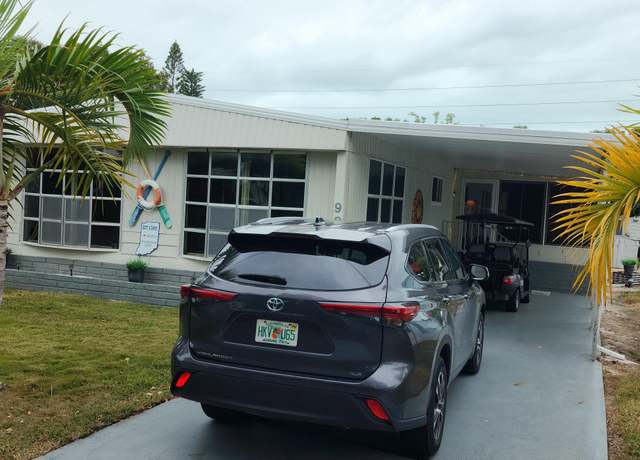 Property at 922 S Silver Cir, Key Largo, FL 33037, 3 beds, 2 baths