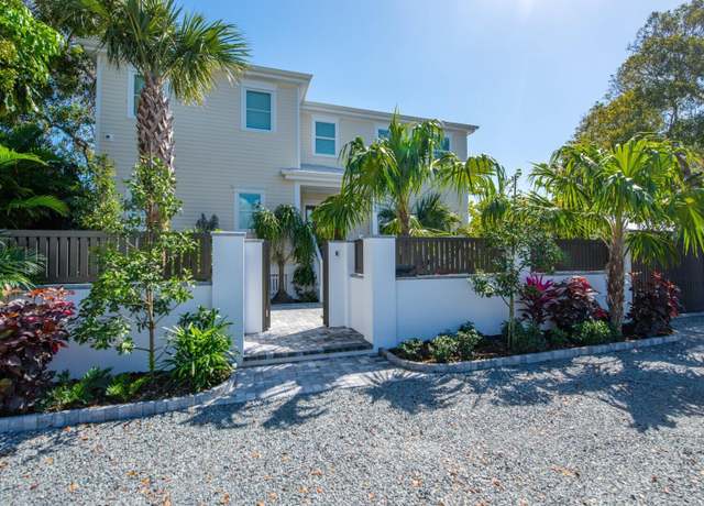 Property at 1610 South St, Key West, FL 33040, 4 beds, 5 baths