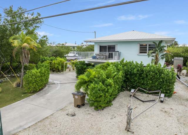 Property at 598 W Copa D Oro, Marathon, FL 33050, 3 beds, 2 baths