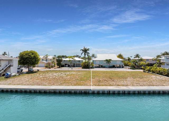 Property at 790 10Th St, Key Colony, FL 33051
