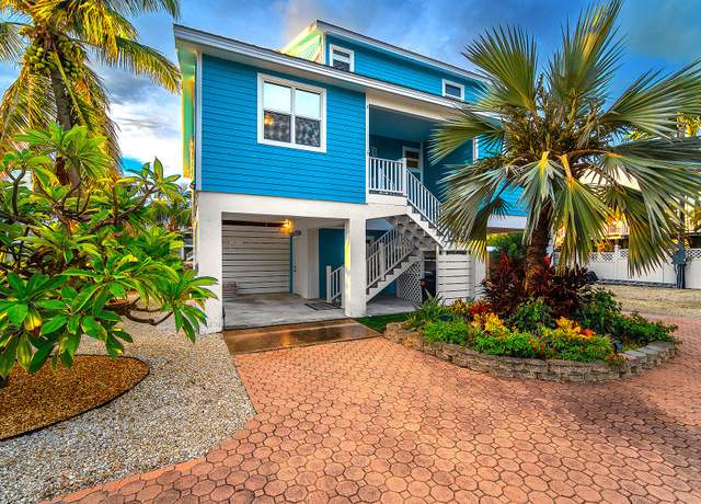 Property at 17159 Amberjack Ln, Sugarloaf Key, FL 33042, 3 beds, 2 baths