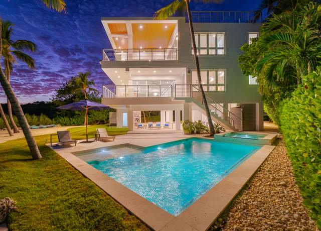 Property at 168 Galleon Rd, Plantation Key, FL 33036, 4 beds, 4 baths