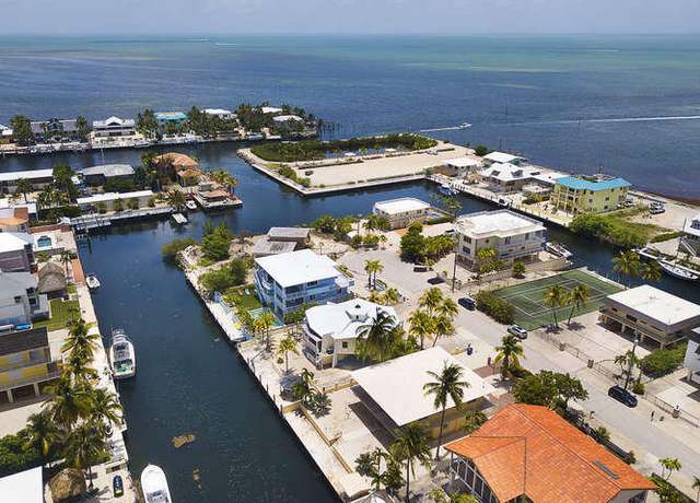 Property at 184 Bahama Ave, Key Largo, FL 33037, 3 beds, 3 baths