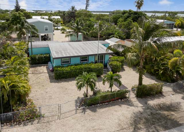 Property at 28130 Dorothy Ave, Little Torch Key, FL 33042, 3 beds, 2 baths