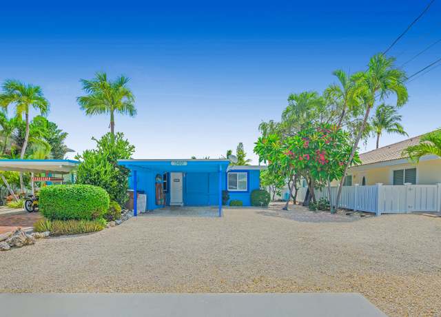 Property at 340 10Th St, Key Colony, FL 33051, 2 beds, 2 baths