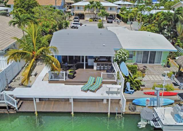 Property at 340 10Th St, Key Colony, FL 33051, 2 beds, 2 baths