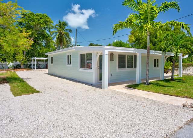 Property at 15 Seaside Ave, Key Largo, FL 33037, 3 beds, 3 baths