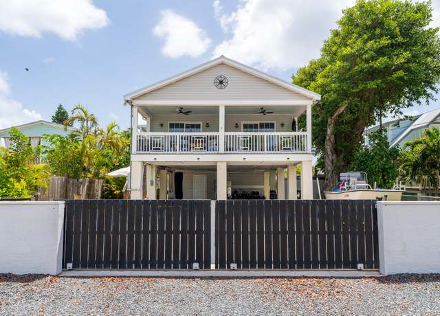 Property at 45 1st St, Big Coppitt, FL 33040, 3 beds, 2 baths