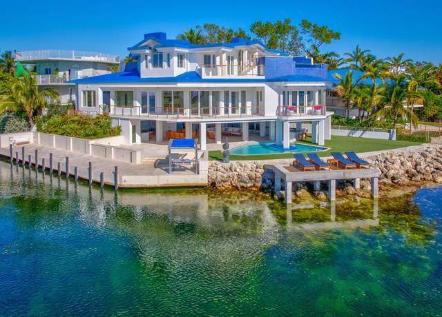 Property at 180 Pompano Dr, Key Largo, FL 33037, 4 beds, 6 baths
