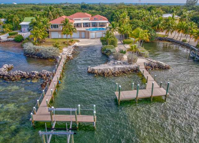 Property at 58213 Morton St, Marathon, FL 33050, 3 beds, 4.5 baths
