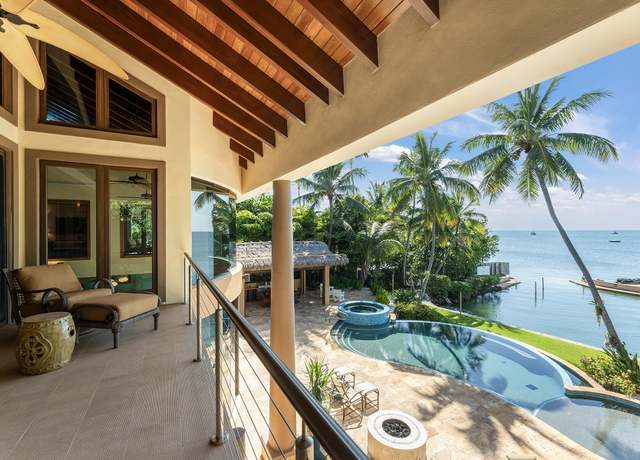 Property at 82238 Overseas Hwy, Upper Matecumbe Key Islamorada, FL 33036, 6 beds, 6 baths