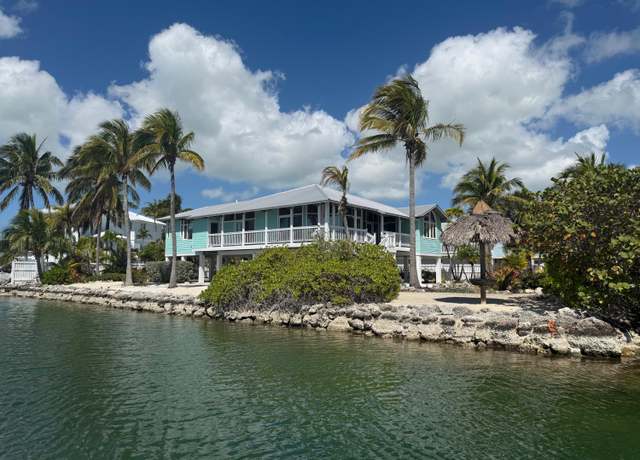 Property at 17022 Starfish Ln W, Sugarloaf Key, FL 33042, 3 beds, 2 baths